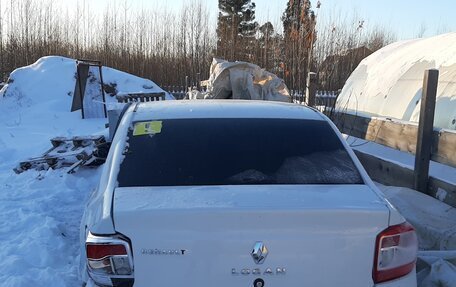 Renault Logan II, 2017 год, 400 000 рублей, 3 фотография