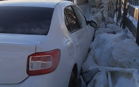 Renault Logan II, 2017 год, 400 000 рублей, 10 фотография