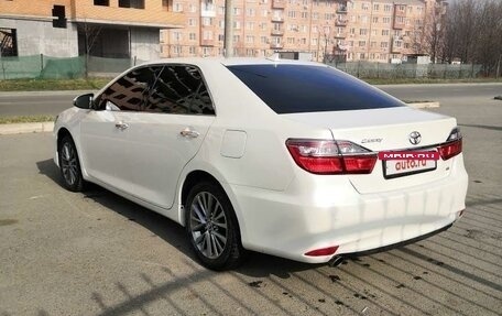 Toyota Camry, 2017 год, 2 900 000 рублей, 4 фотография