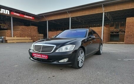 Mercedes-Benz S-Класс, 2006 год, 1 265 000 рублей, 2 фотография