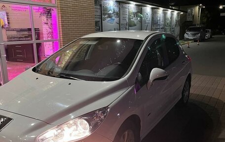 Peugeot 308 II, 2011 год, 800 000 рублей, 2 фотография