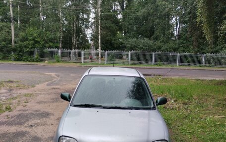 Nissan Micra II, 1999 год, 175 000 рублей, 4 фотография