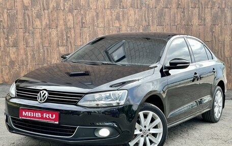 Volkswagen Jetta VI, 2013 год, 1 140 000 рублей, 1 фотография