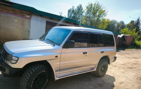 Mitsubishi Pajero III рестайлинг, 1998 год, 1 400 000 рублей, 4 фотография