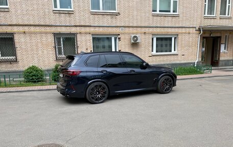 BMW X5 M, 2021 год, 15 900 000 рублей, 3 фотография