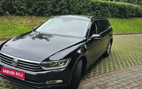 Volkswagen Passat B8 рестайлинг, 2017 год, 1 920 000 рублей, 2 фотография