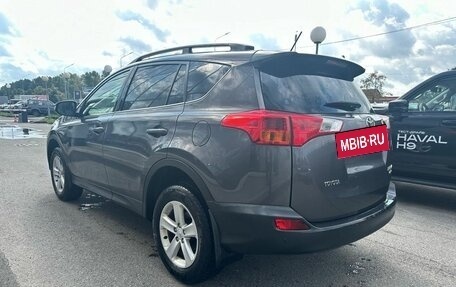 Toyota RAV4, 2013 год, 1 849 000 рублей, 4 фотография