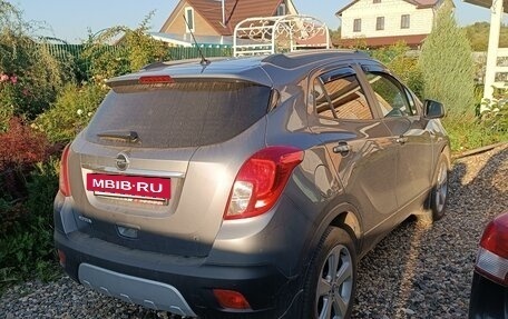 Opel Mokka I, 2014 год, 1 385 000 рублей, 2 фотография