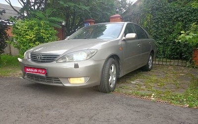 Toyota Camry V40, 2005 год, 920 000 рублей, 1 фотография