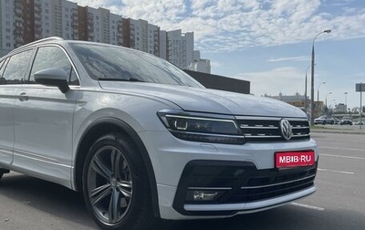 Volkswagen Tiguan II, 2018 год, 3 800 000 рублей, 1 фотография