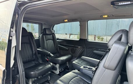 Mercedes-Benz Viano, 2011 год, 2 300 000 рублей, 13 фотография