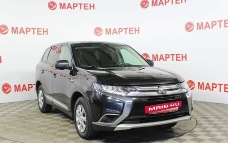 Mitsubishi Outlander III рестайлинг 3, 2017 год, 1 957 000 рублей, 3 фотография