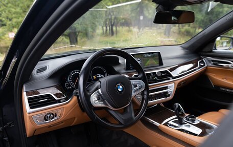 BMW 7 серия, 2016 год, 4 900 000 рублей, 14 фотография