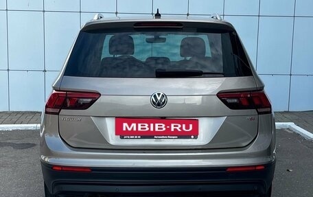 Volkswagen Tiguan II, 2017 год, 2 274 000 рублей, 5 фотография