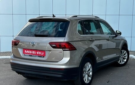 Volkswagen Tiguan II, 2017 год, 2 274 000 рублей, 4 фотография