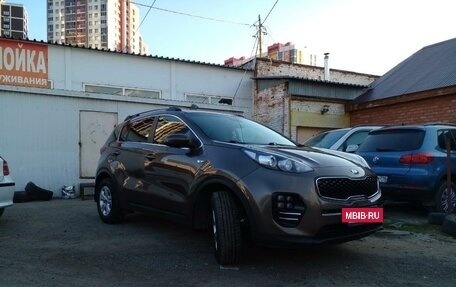 KIA Sportage IV рестайлинг, 2018 год, 1 800 000 рублей, 3 фотография