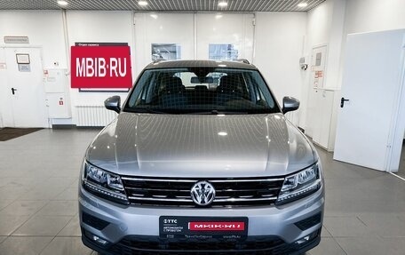 Volkswagen Tiguan II, 2020 год, 3 440 000 рублей, 2 фотография