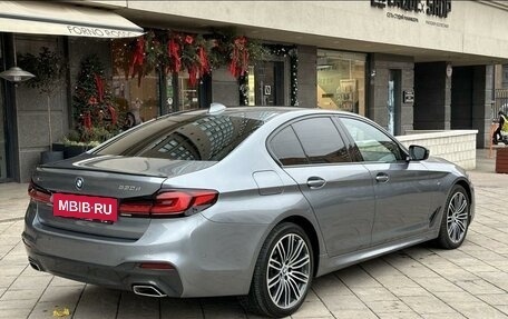 BMW 5 серия, 2019 год, 4 960 000 рублей, 2 фотография