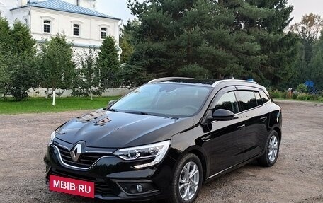 Renault Megane IV, 2018 год, 1 500 000 рублей, 2 фотография