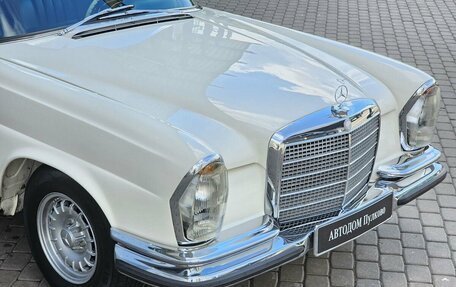 Mercedes-Benz W111, 1970 год, 13 900 000 рублей, 4 фотография