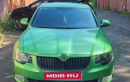 Skoda Superb III рестайлинг, 2010 год, 750 000 рублей, 3 фотография