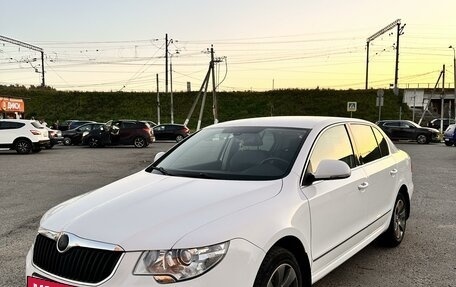 Skoda Superb III рестайлинг, 2010 год, 1 350 000 рублей, 4 фотография