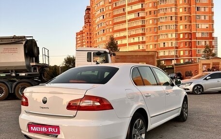 Skoda Superb III рестайлинг, 2010 год, 1 350 000 рублей, 7 фотография