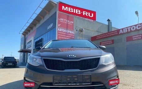 KIA Rio III рестайлинг, 2016 год, 990 000 рублей, 2 фотография