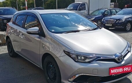 Toyota Auris II, 2016 год, 1 600 000 рублей, 7 фотография