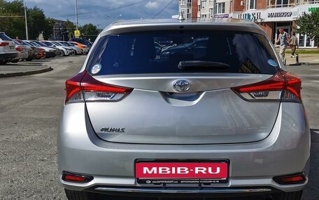 Toyota Auris II, 2016 год, 1 600 000 рублей, 10 фотография