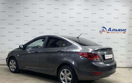 Hyundai Solaris II рестайлинг, 2011 год, 685 000 рублей, 5 фотография