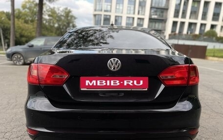 Volkswagen Jetta VI, 2013 год, 1 140 000 рублей, 4 фотография