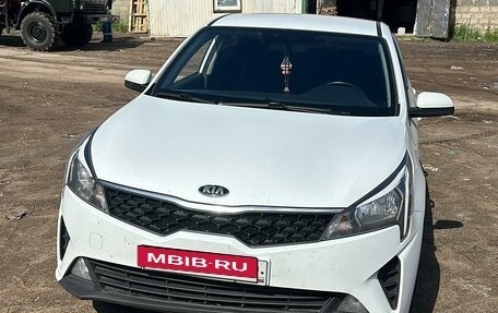 KIA Rio IV, 2020 год, 1 450 000 рублей, 2 фотография