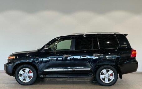 Toyota Land Cruiser 200, 2014 год, 3 399 000 рублей, 2 фотография