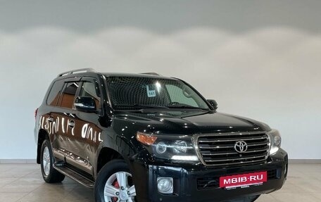 Toyota Land Cruiser 200, 2014 год, 3 399 000 рублей, 7 фотография