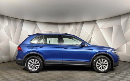 Volkswagen Tiguan II, 2021 год, 2 198 000 рублей, 6 фотография