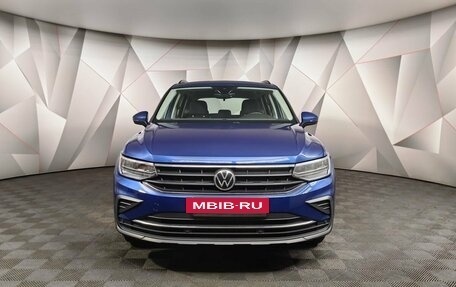 Volkswagen Tiguan II, 2021 год, 2 198 000 рублей, 7 фотография