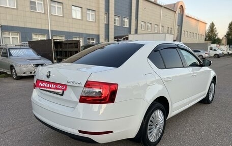 Skoda Octavia, 2017 год, 1 765 000 рублей, 8 фотография