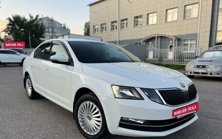 Skoda Octavia, 2017 год, 1 765 000 рублей, 2 фотография