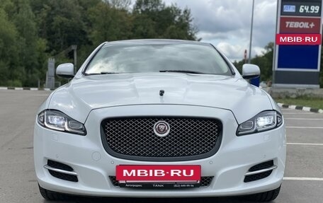 Jaguar XJ IV (X351), 2013 год, 2 300 000 рублей, 2 фотография