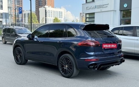 Porsche Cayenne III, 2011 год, 2 880 000 рублей, 9 фотография