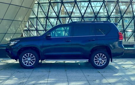 Toyota Land Cruiser Prado 150 рестайлинг 2, 2017 год, 5 690 000 рублей, 5 фотография