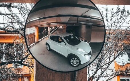 Nissan Juke II, 2011 год, 1 150 000 рублей, 2 фотография