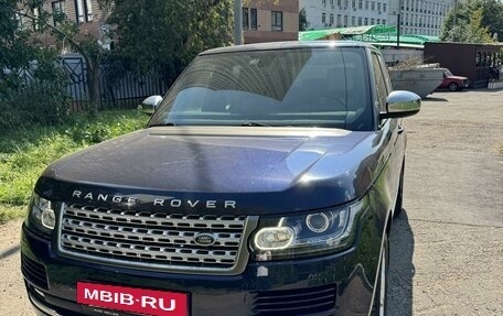 Land Rover Range Rover IV рестайлинг, 2015 год, 5 800 000 рублей, 4 фотография