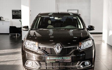 Renault Logan II, 2018 год, 950 000 рублей, 2 фотография