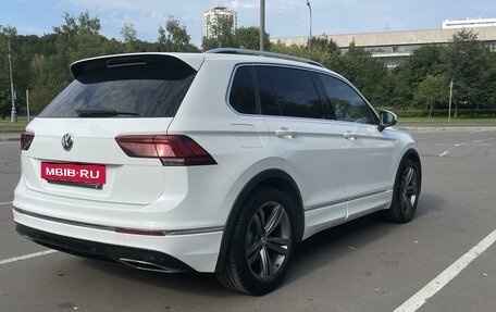 Volkswagen Tiguan II, 2018 год, 3 800 000 рублей, 5 фотография