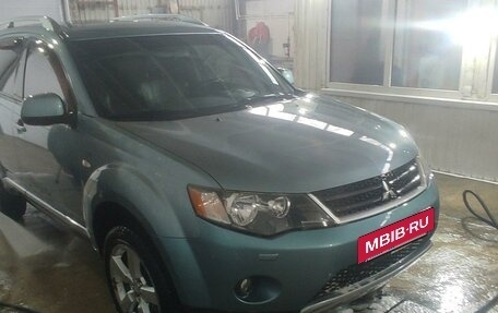 Mitsubishi Outlander III рестайлинг 3, 2008 год, 1 100 000 рублей, 3 фотография