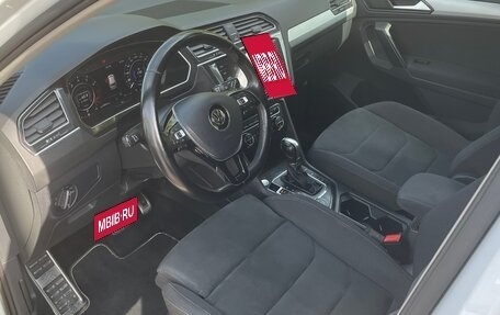 Volkswagen Tiguan II, 2018 год, 3 800 000 рублей, 9 фотография