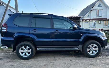 Toyota Land Cruiser Prado 120 рестайлинг, 2007 год, 2 250 000 рублей, 3 фотография