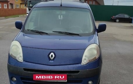 Renault Kangoo II рестайлинг, 2012 год, 670 000 рублей, 4 фотография